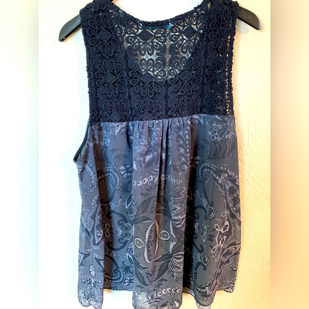 Desigual Lace Topped Flowing Tank Size XL - Picture 2 of 4